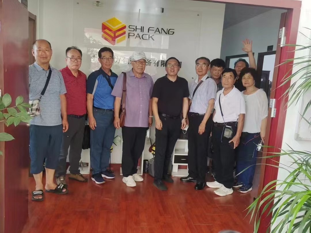 热烈欢迎韩国养蜂管理协会代表团考察Beedevice